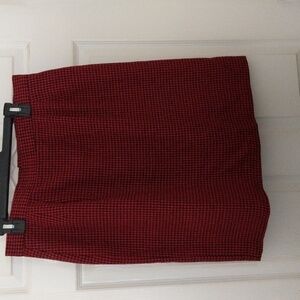 Sellecca Herringbone lined skirt, Size 16